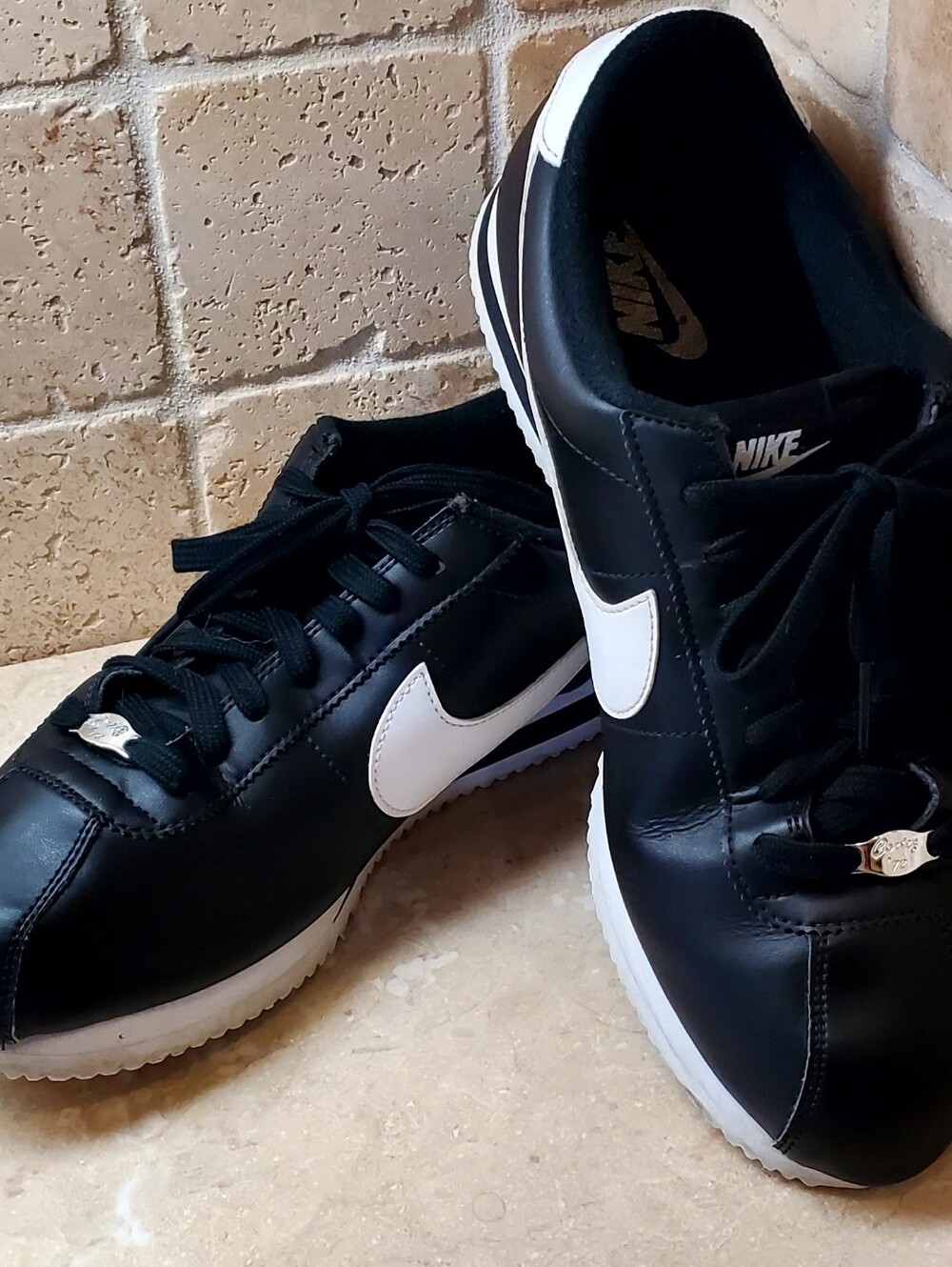 Nike Men’s Cortez Classic Black/White Low-Top Sneaker Size 11.5 - Picture 13 of 13